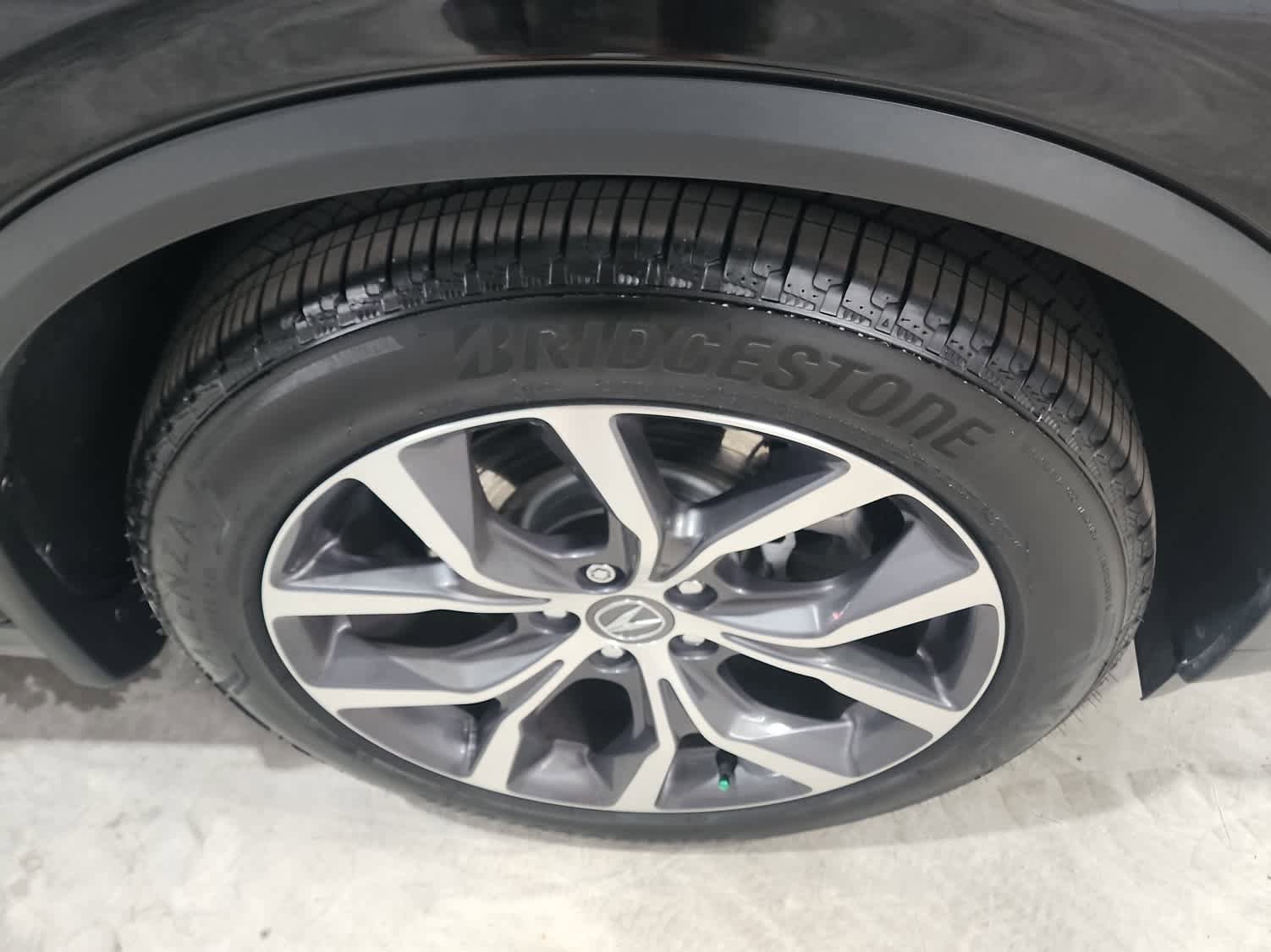 Used 2024 Acura MDX FWD w/ Technology Package image 16