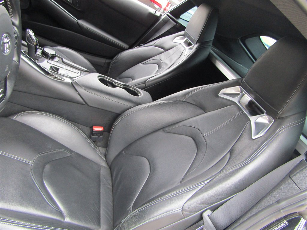 Used 2020 Toyota Supra Premium w/ Driver Assist Package image 8