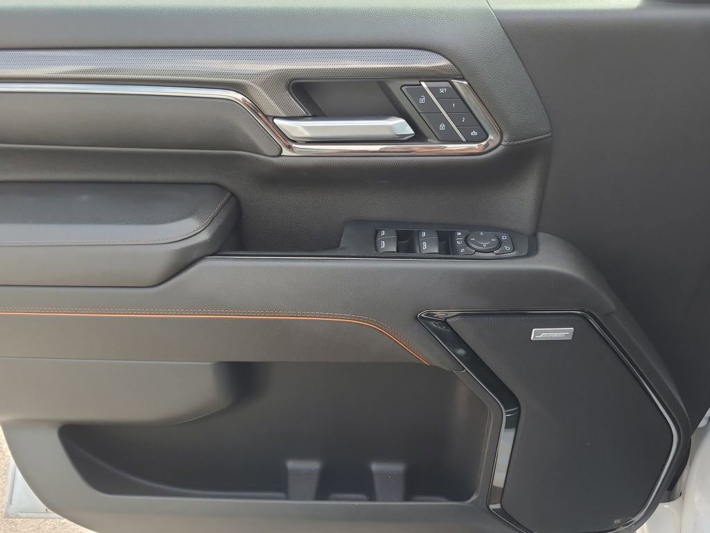 Used 2024 GMC Sierra 2500 AT4 w/ AT4 Premium Plus Package AWD/4WD image 23