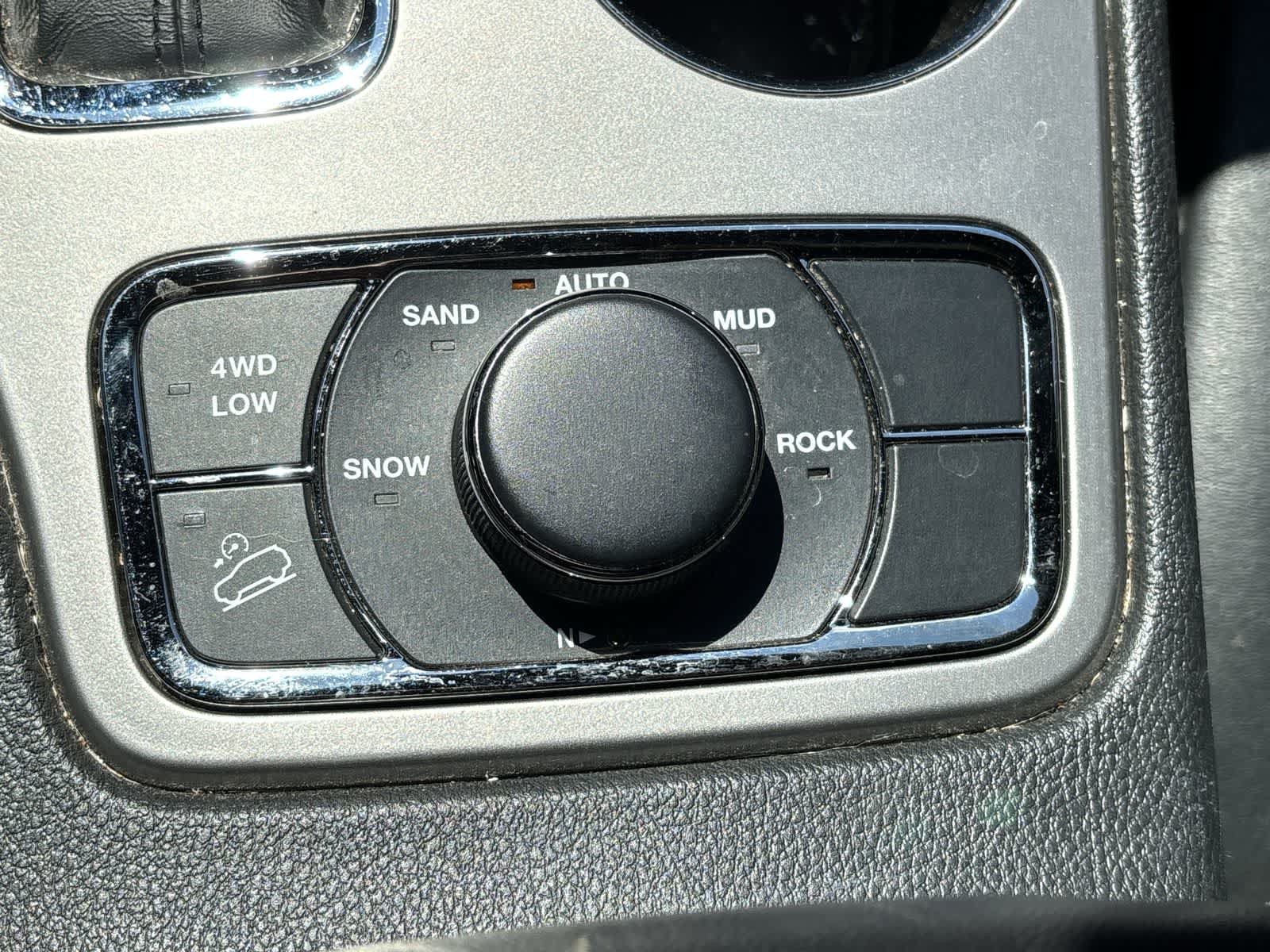 Used 2021 Jeep Grand Cherokee Limited w/ Quick Order Package 28K 80th AWD/4WD image 25