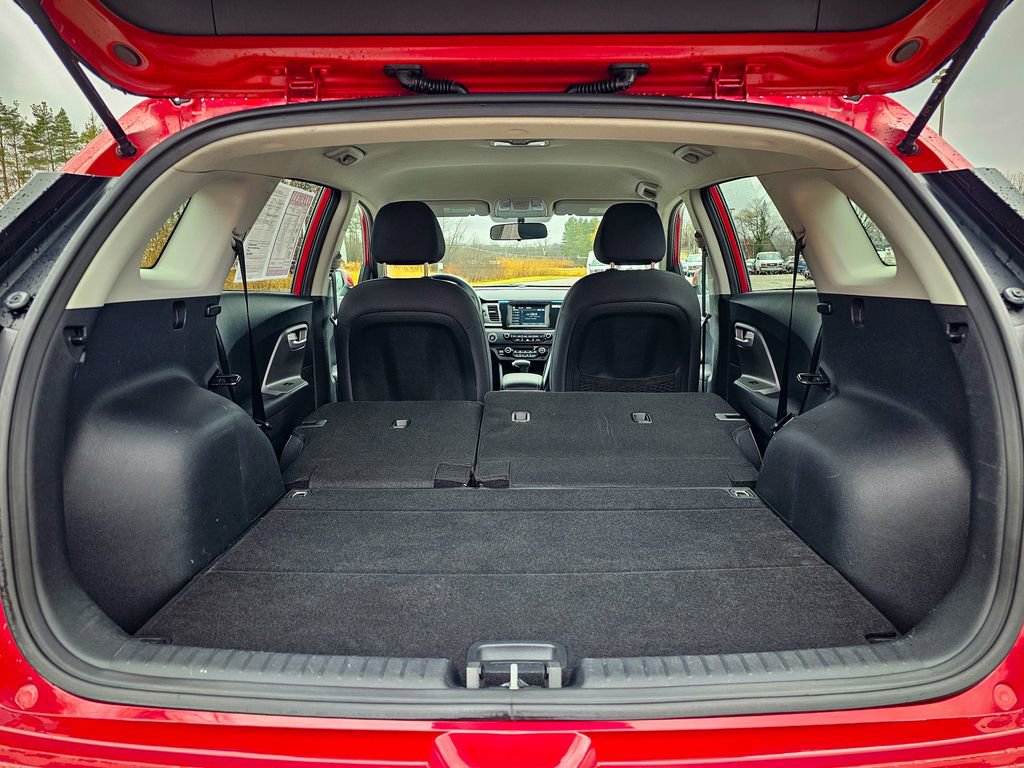 Used 2019 Kia Niro LX image 29