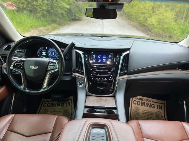 Used 2017 Cadillac Escalade Premium Luxury w/ LPO, Radiant Package AWD/4WD image 22