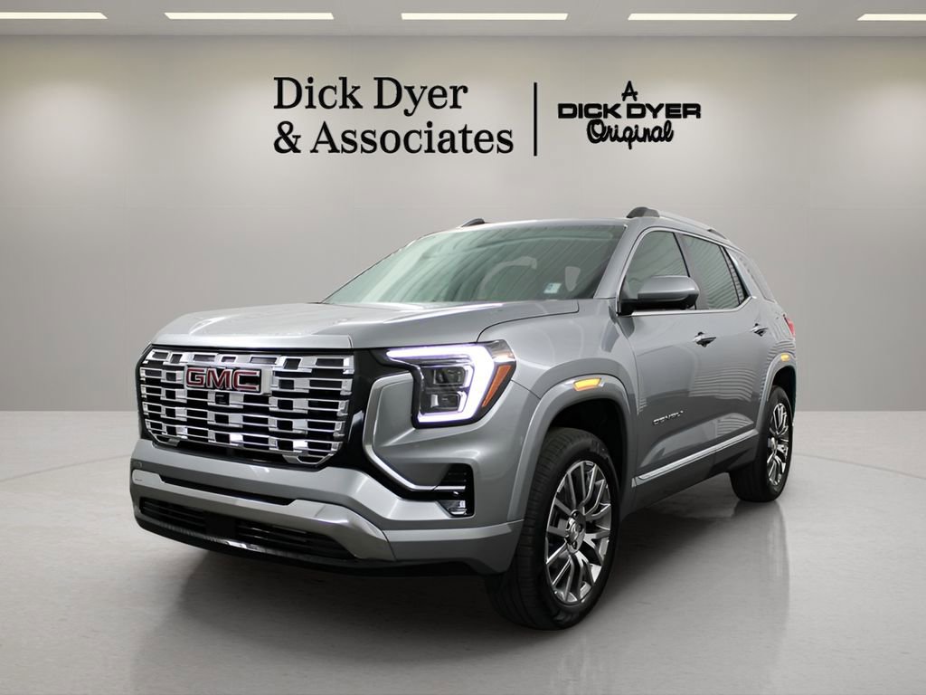 Used 2026 GMC Terrain Denali image 6