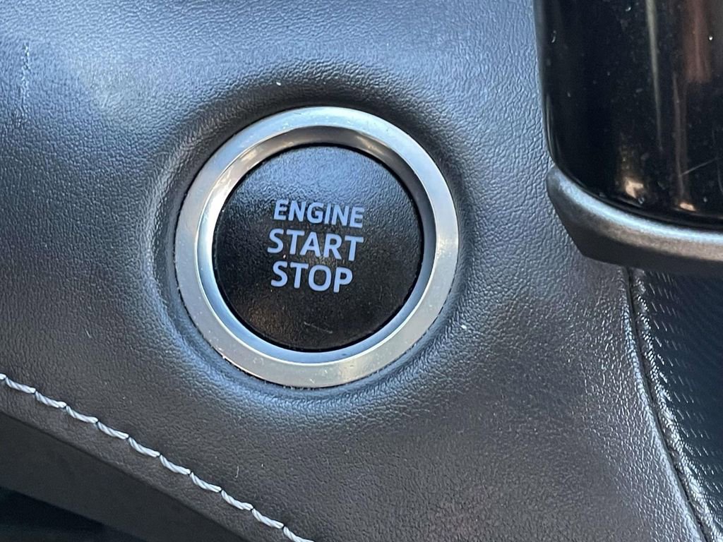 Used 2021 Toyota Highlander LE image 33