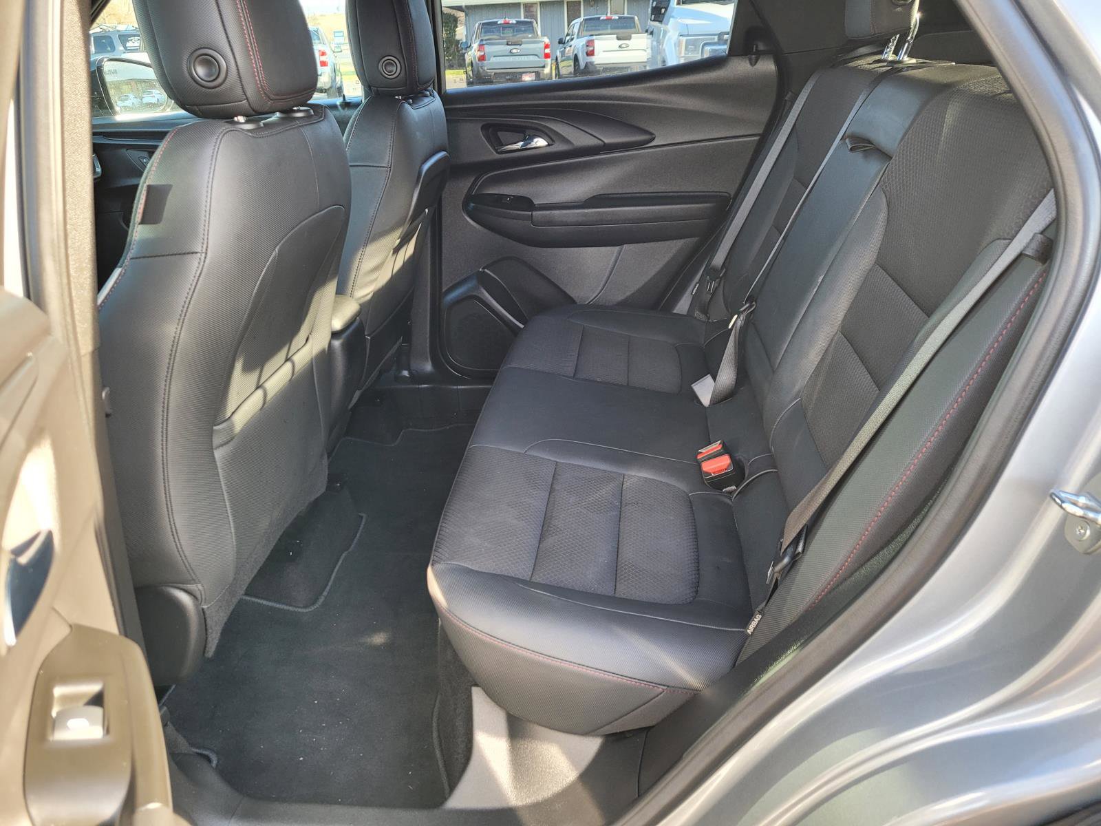 Used 2023 Chevrolet TrailBlazer RS image 12