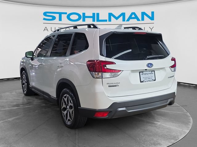 Used 2023 Subaru Forester Premium AWD/4WD image 7