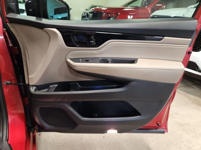 Used 2022 Honda Odyssey Elite image 37