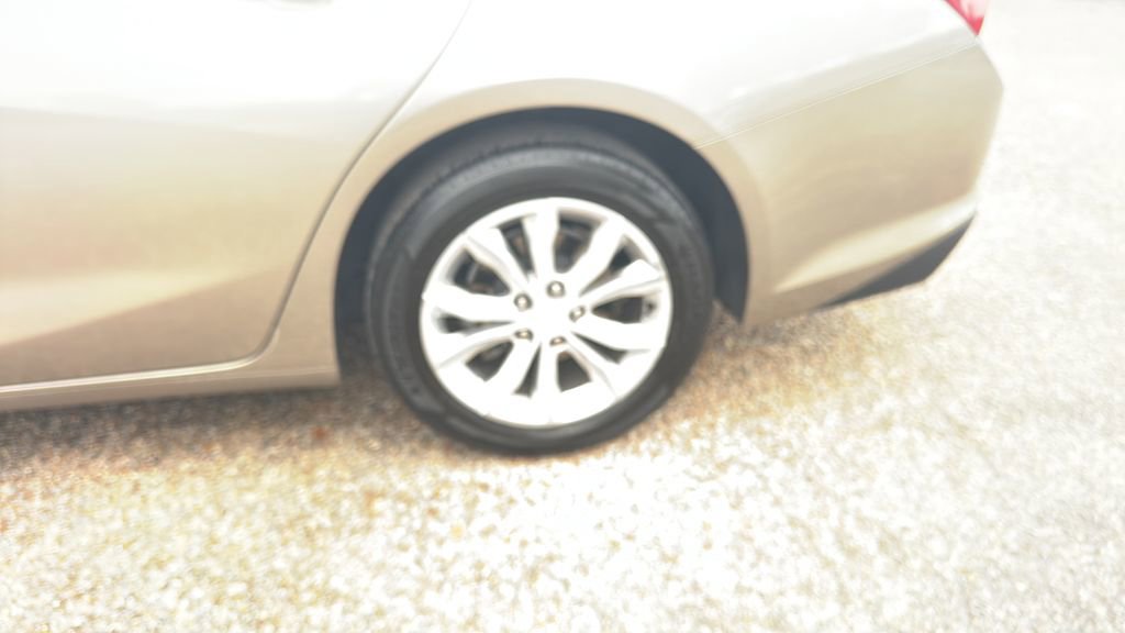 Used 2023 Chevrolet Malibu LT FWD image 18