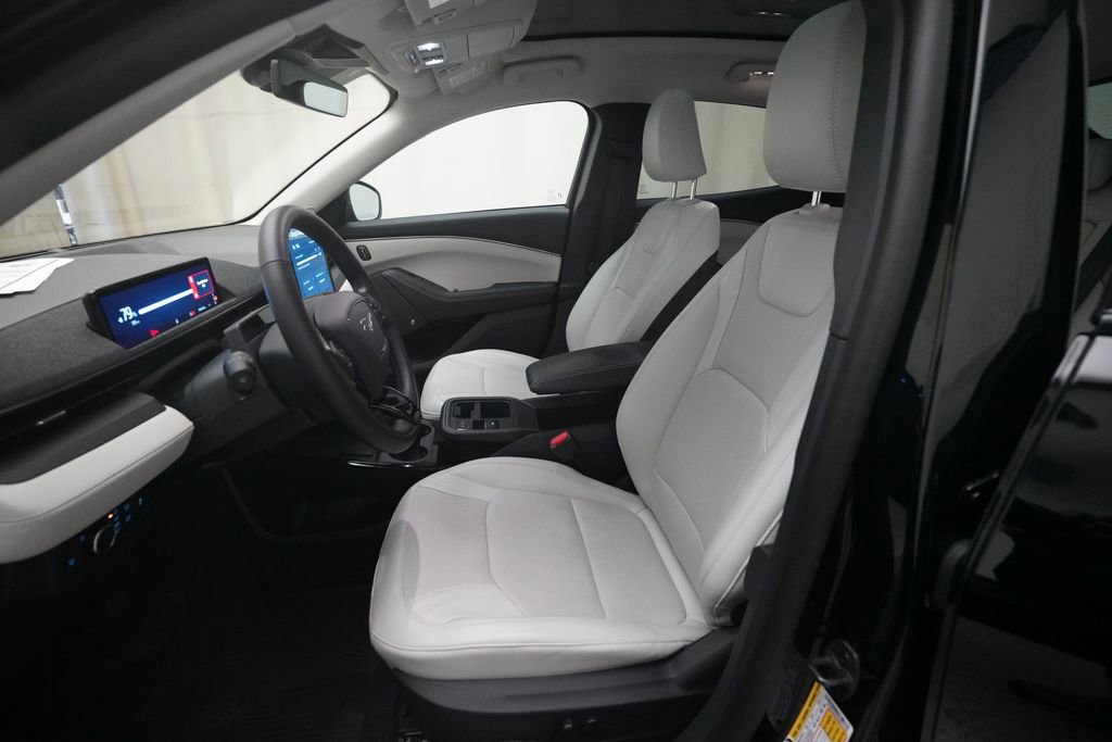 Used 2025 Ford Mustang Mach-E Premium w/ Interior Protection Package AWD/4WD image 7