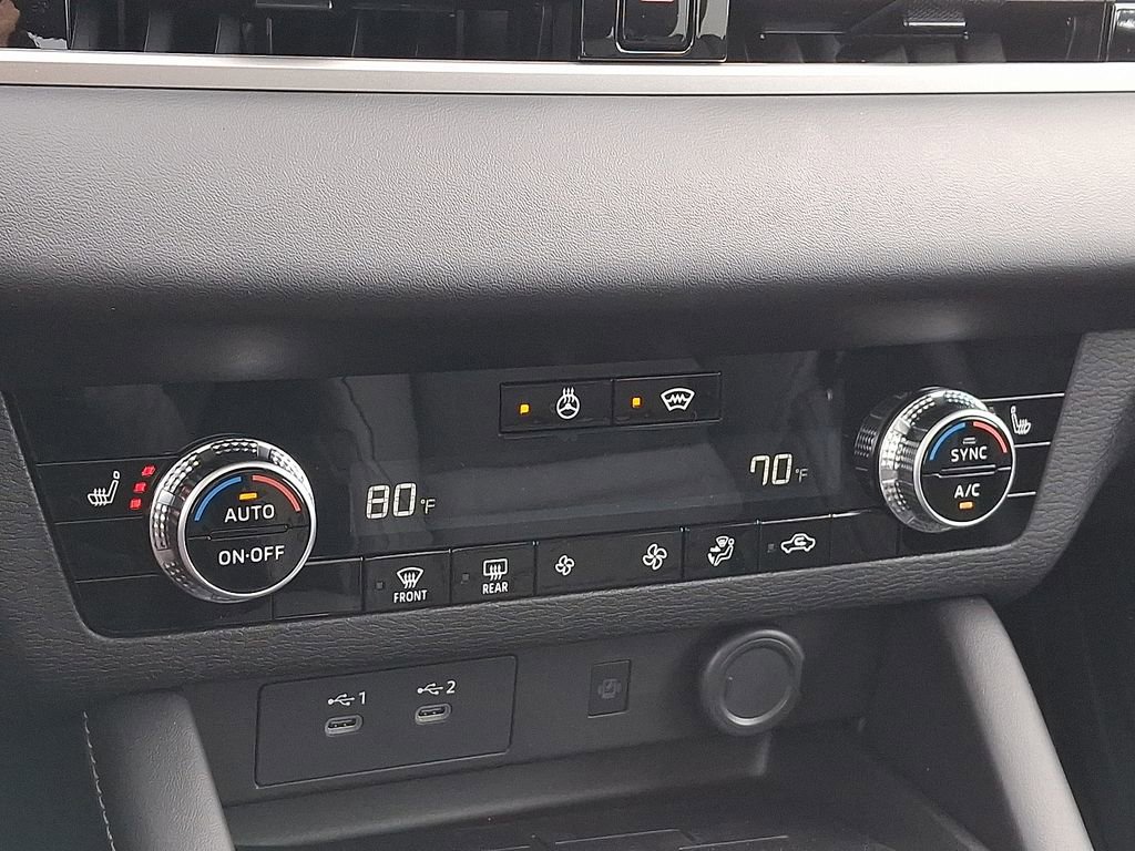 New 2026 Mitsubishi Outlander Trail Edition image 8