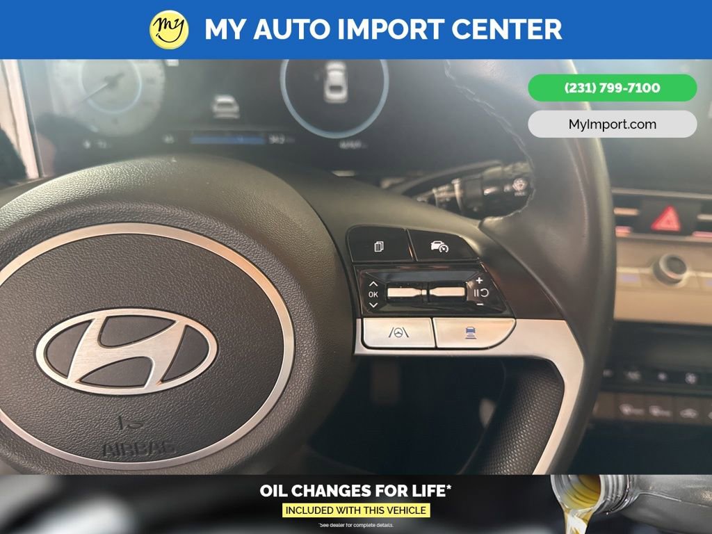 Used 2024 Hyundai Elantra Limited FWD image 17