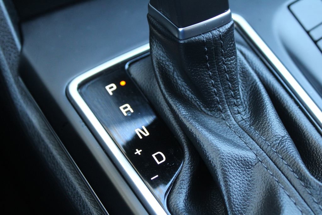 Used 2024 Kia Sportage LX image 32