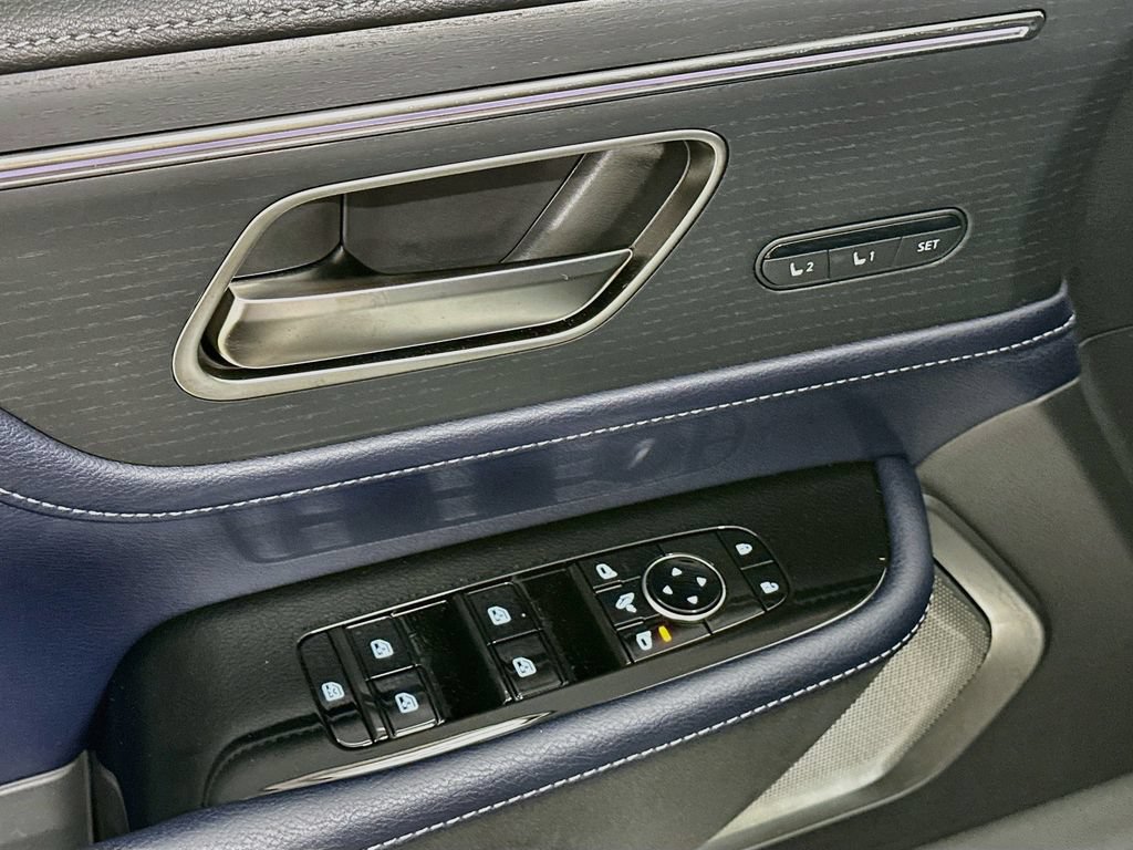 Certified 2026 INFINITI QX80 4WD w/ Sport Exterior Package image 19