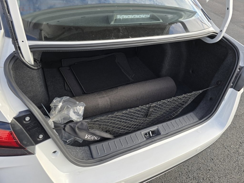 New 2025 Nissan Versa SV w/ Trunk Package image 9