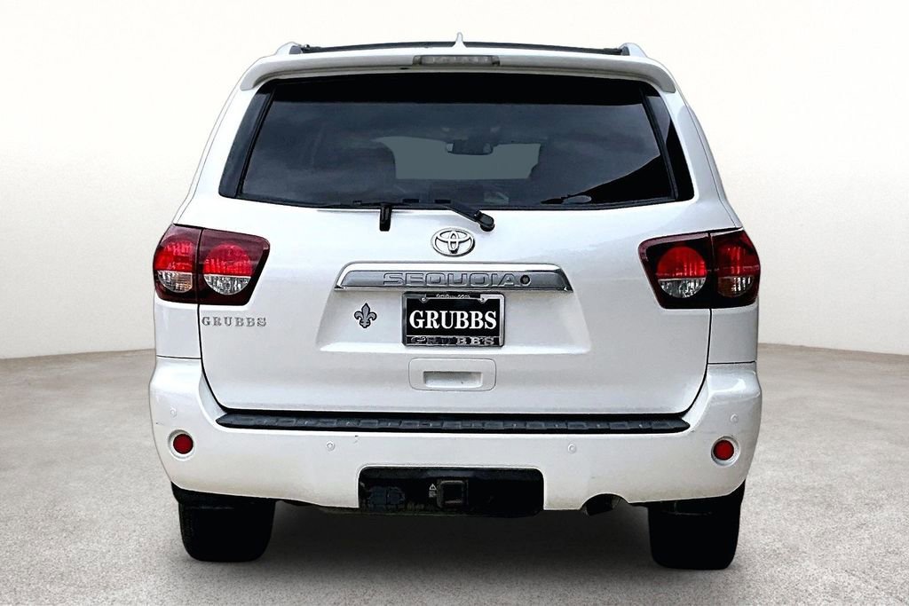 Used 2019 Toyota Sequoia Platinum AWD/4WD image 6
