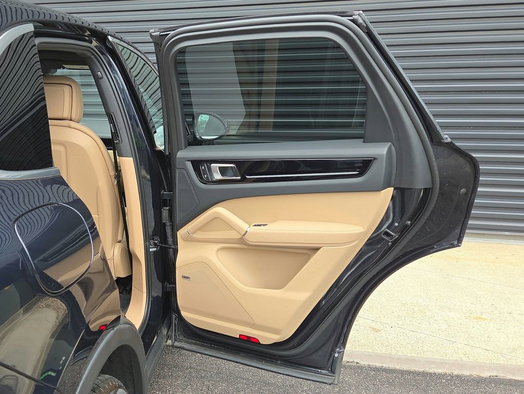 Certified 2022 Porsche Cayenne image 22
