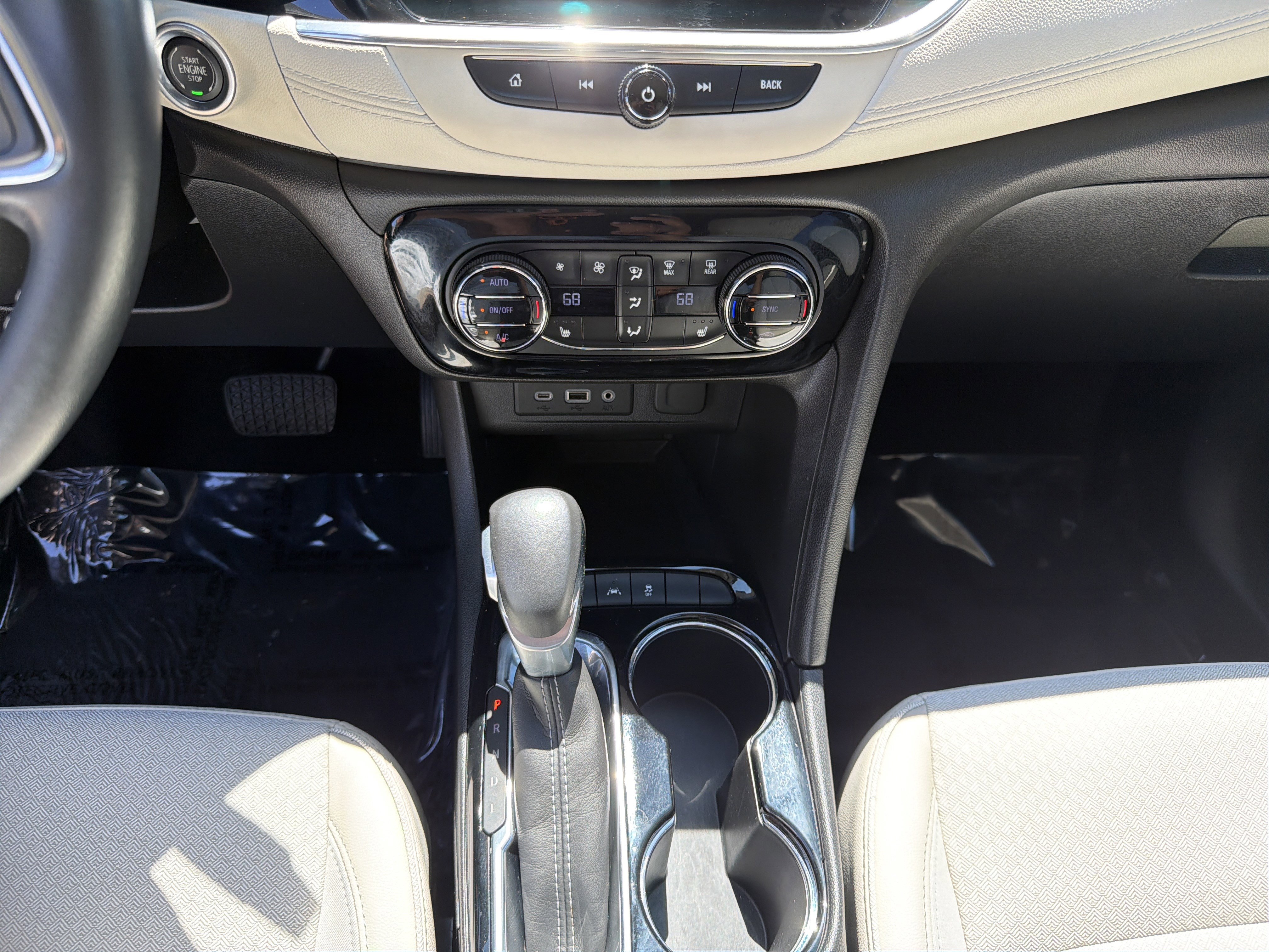 Used 2020 Buick Encore GX Select w/ Advanced Technology Package image 29