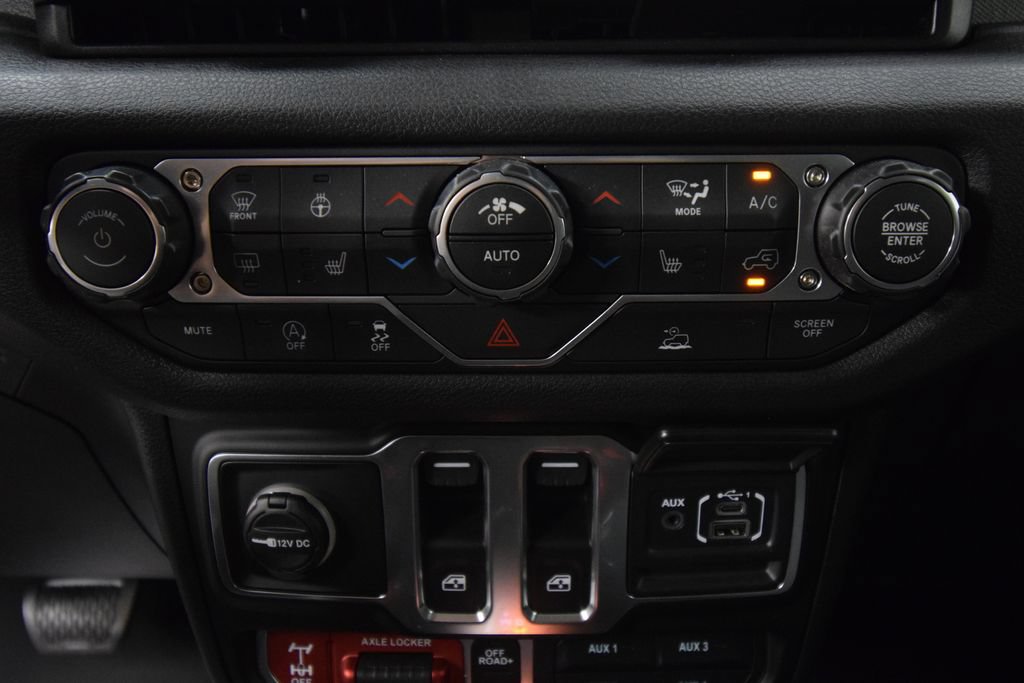 Used 2026 Jeep Wrangler Sport AWD/4WD image 34