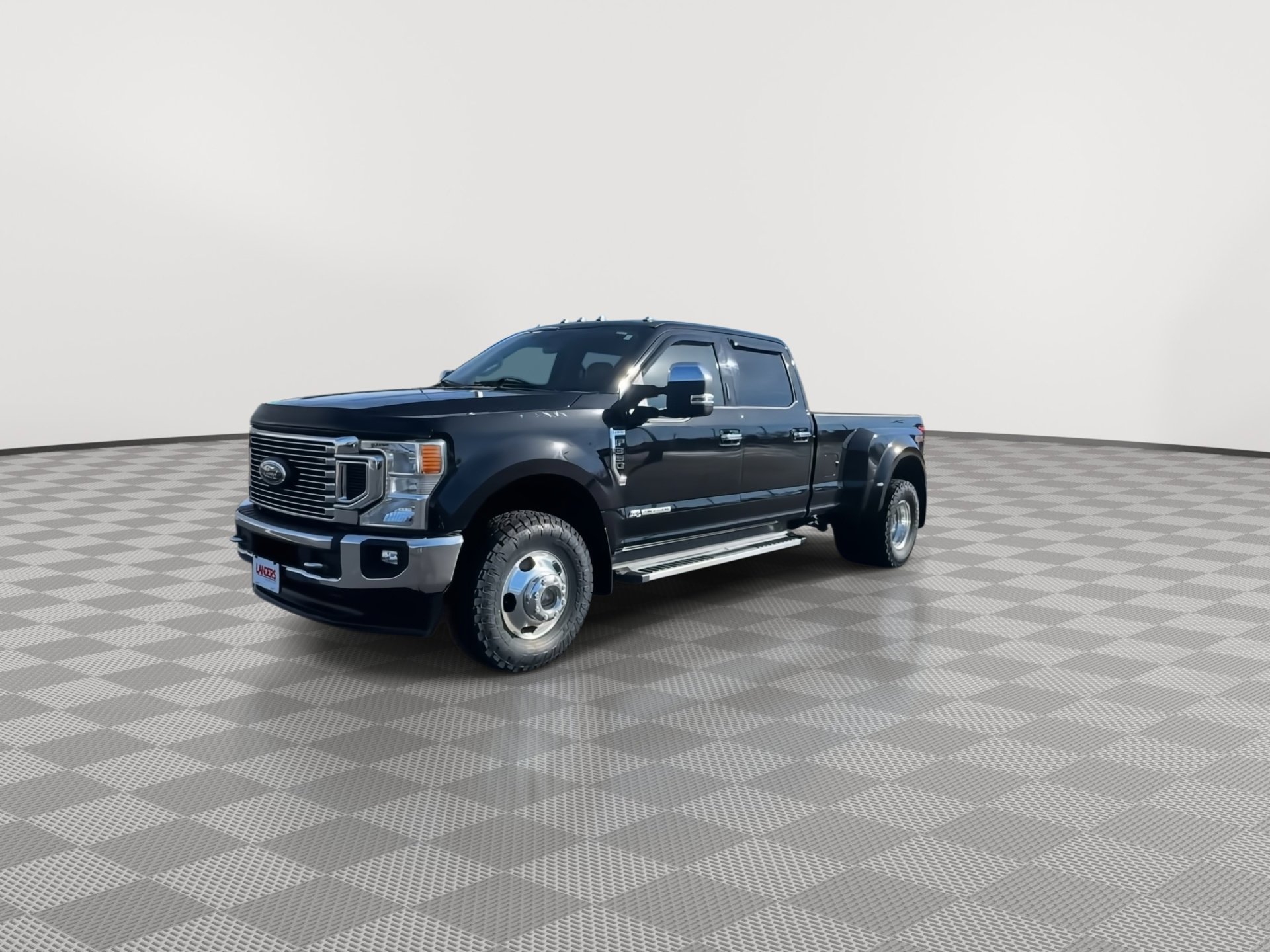 Used 2022 Ford F350 Lariat w/ Chrome Package image 4