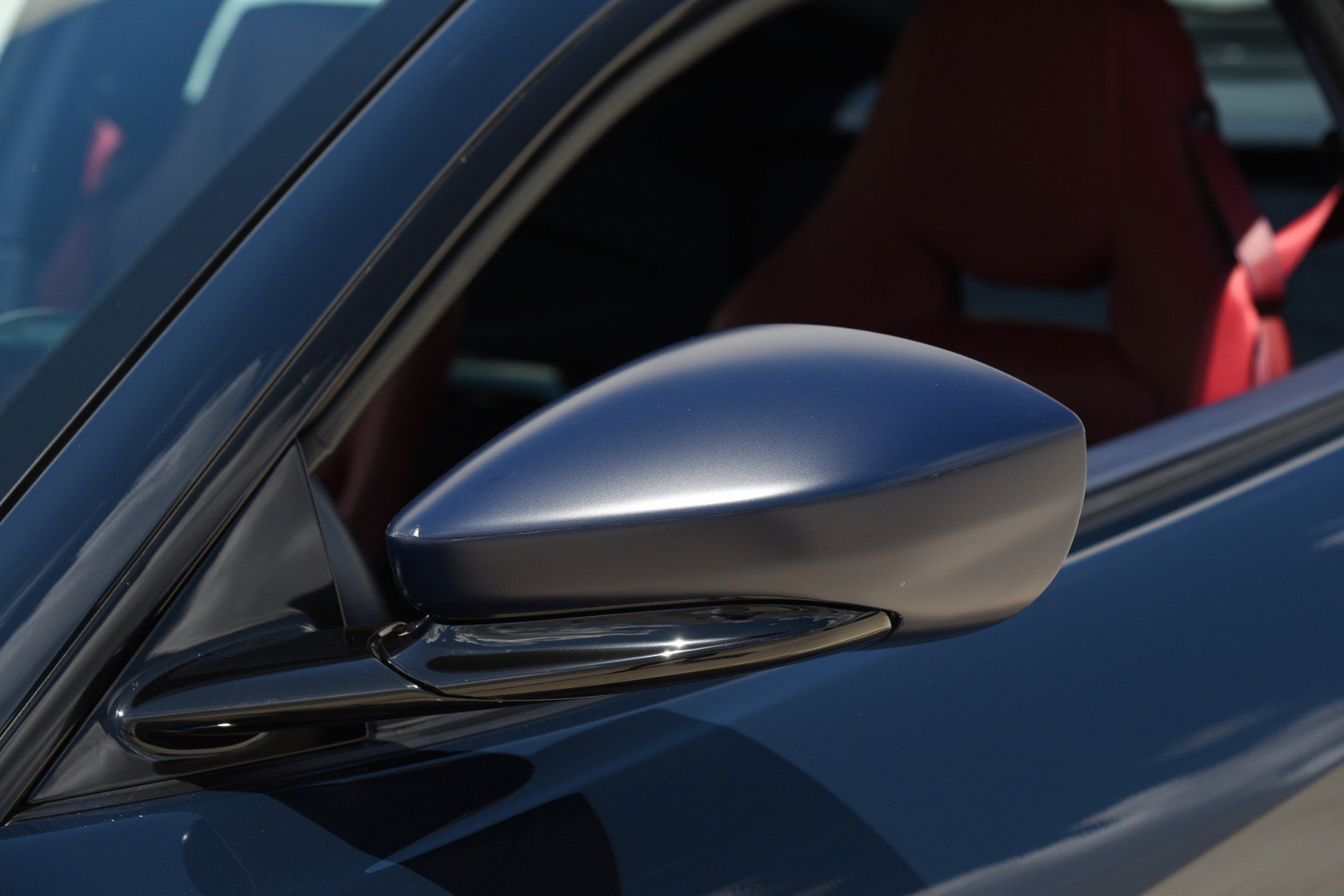 Used 2020 Ferrari 812 Superfast RWD image 21