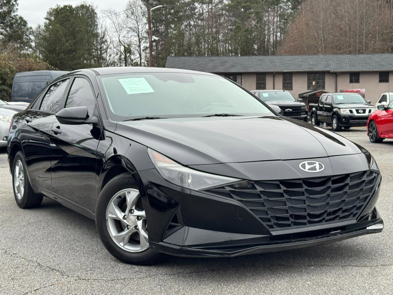 Used 2021 Hyundai Elantra SE w/ Cargo Package