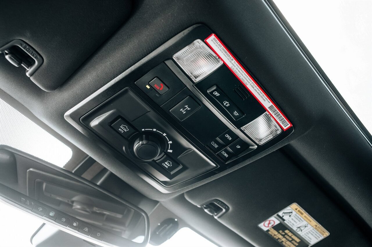 Used 2023 Toyota Tacoma TRD Pro AWD/4WD image 38
