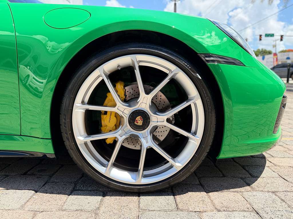 Used 2021 Porsche 911 Targa 4 AWD/4WD image 30