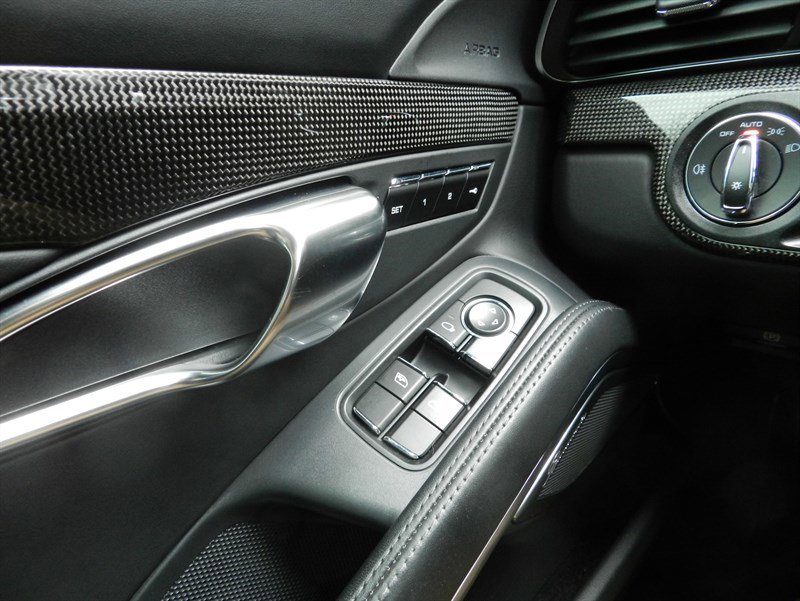 Used 2014 Porsche 911 Turbo S AWD/4WD image 30