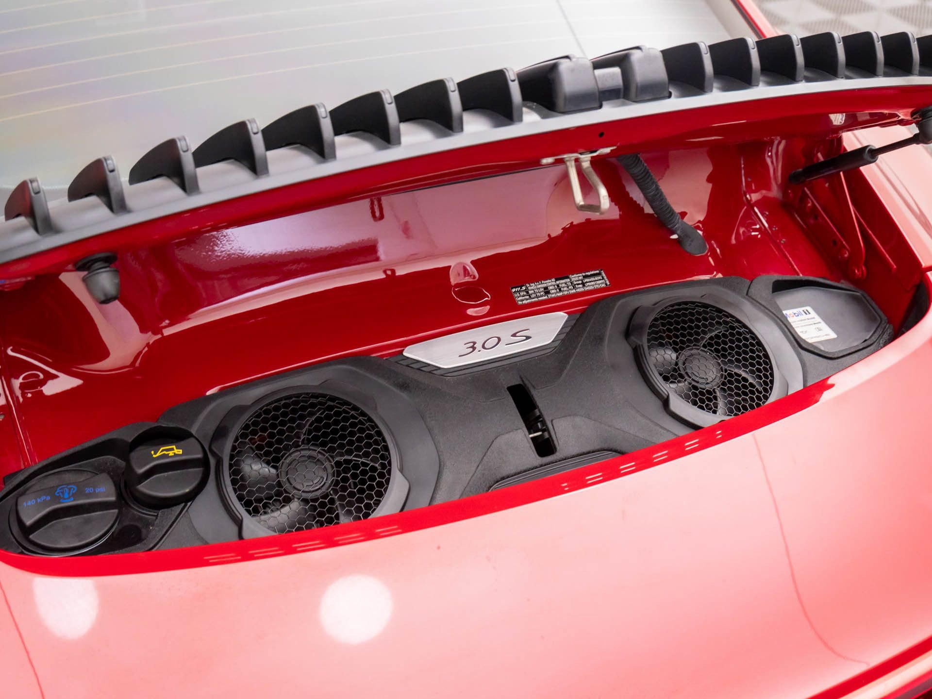 Used 2020 Porsche 911 Carrera S image 30