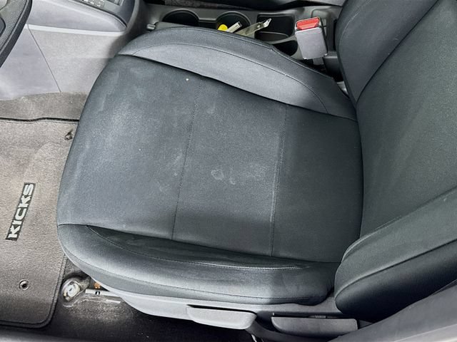Used 2023 Nissan Kicks S FWD image 19