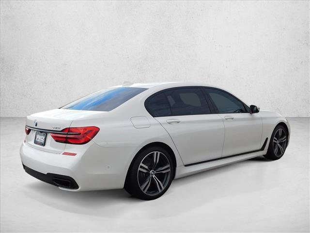 Used 2018 BMW 740i RWD image 8