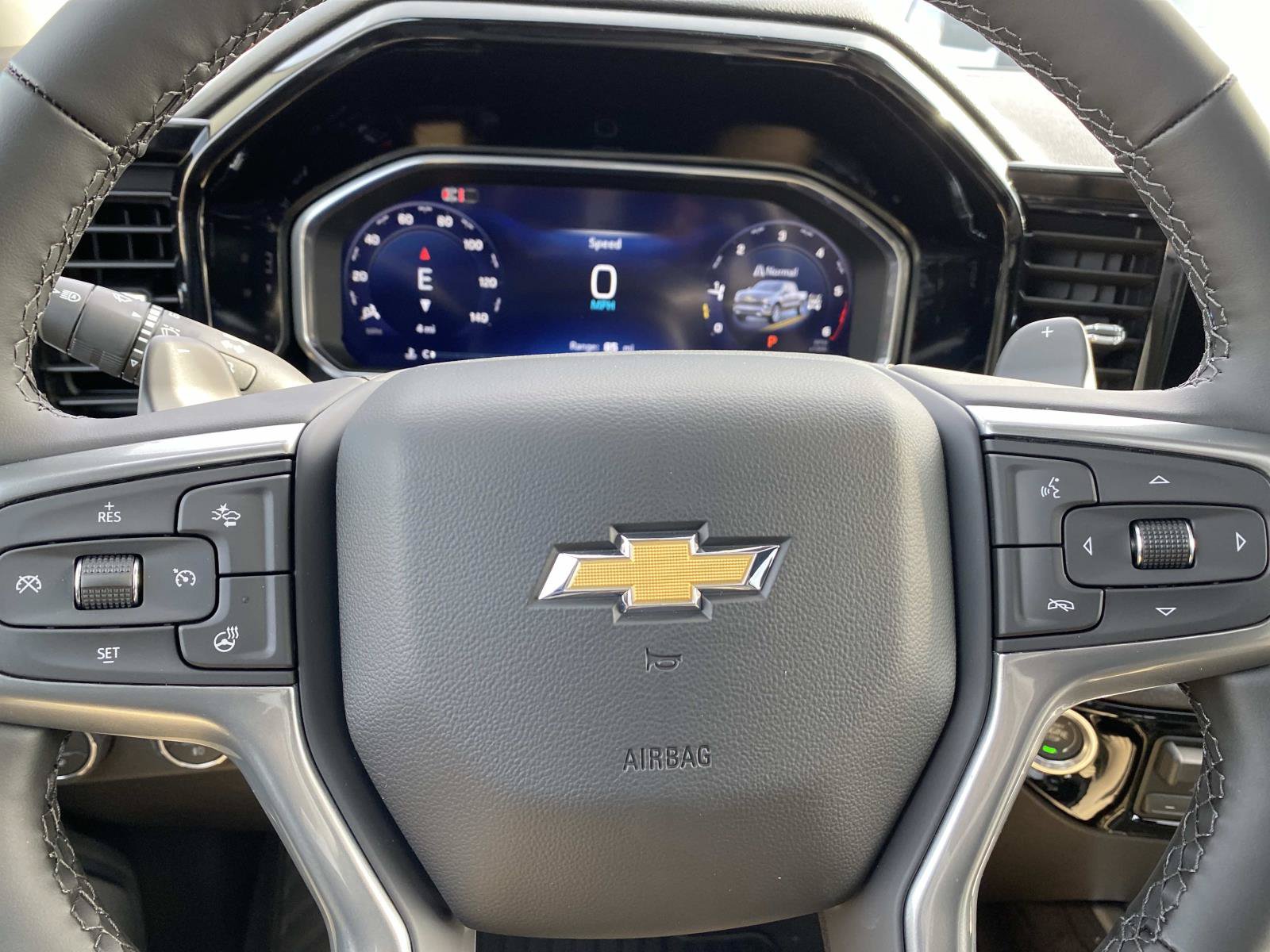 New 2026 Chevrolet Silverado 1500 LTZ w/ LTZ Premium Package AWD/4WD image 13