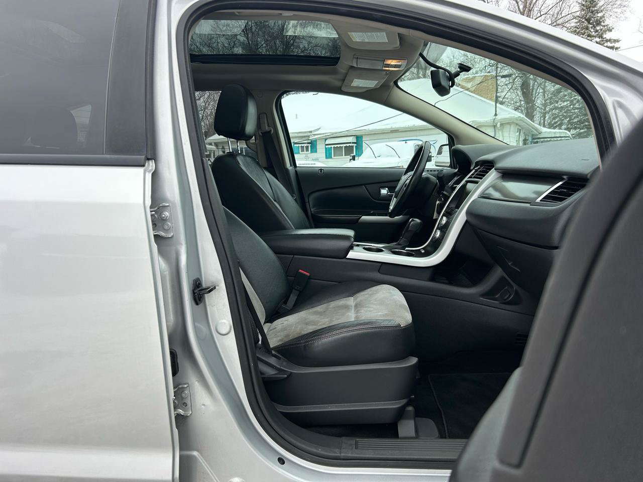 Used 2013 Ford Edge SEL w/ SEL Appearance Pkg AWD/4WD image 16