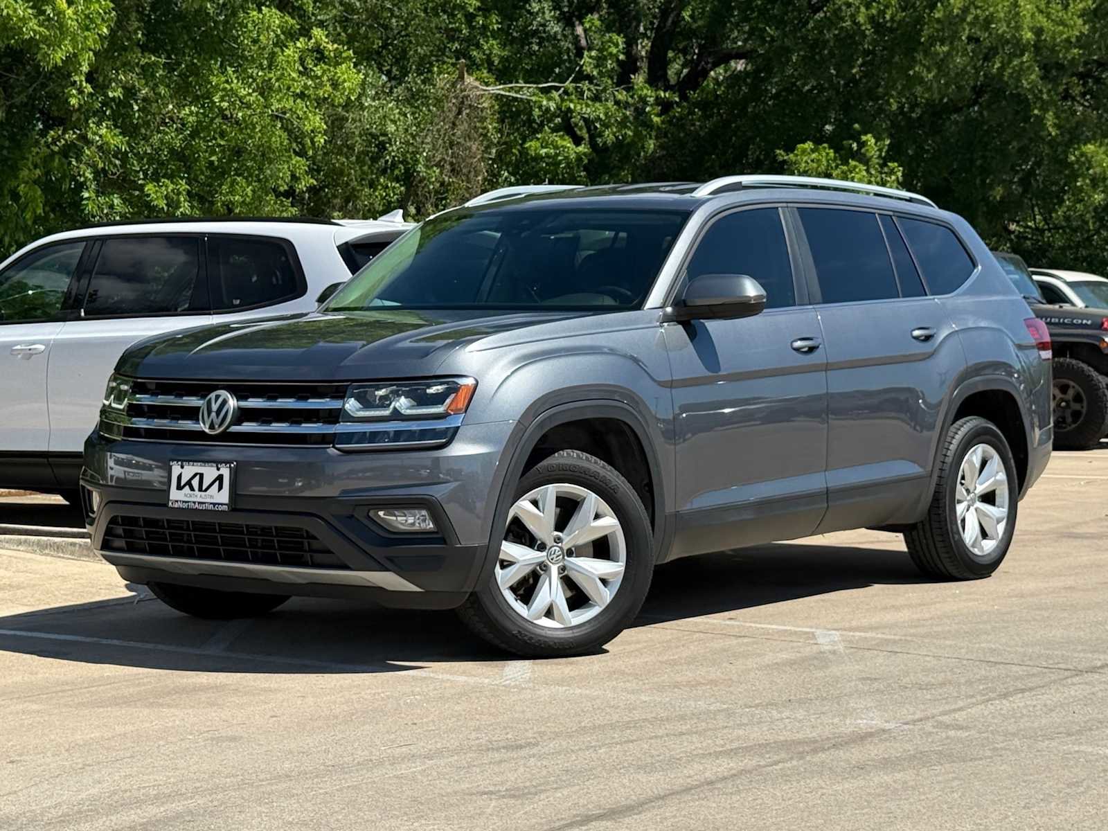 Used 2018 Volkswagen Atlas SE image 1