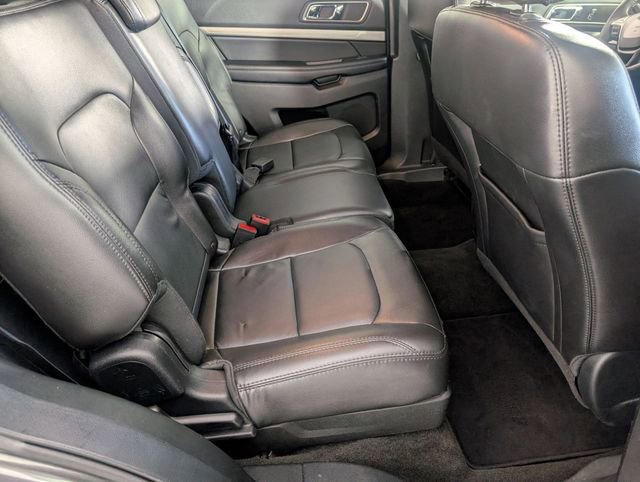 Used 2018 Ford Explorer XLT w/ Equipment Group 202A image 31