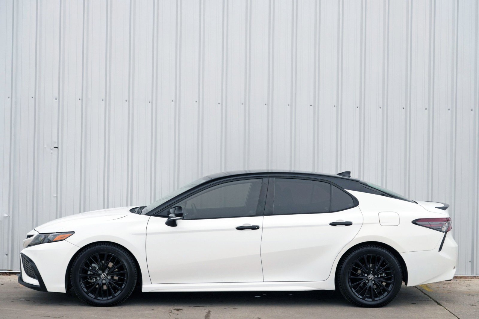 Used 2022 Toyota Camry Nightshade w/ Convenience Package image 45