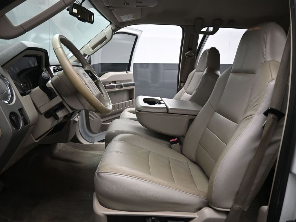 Used 2010 Ford F350 Lariat image 9