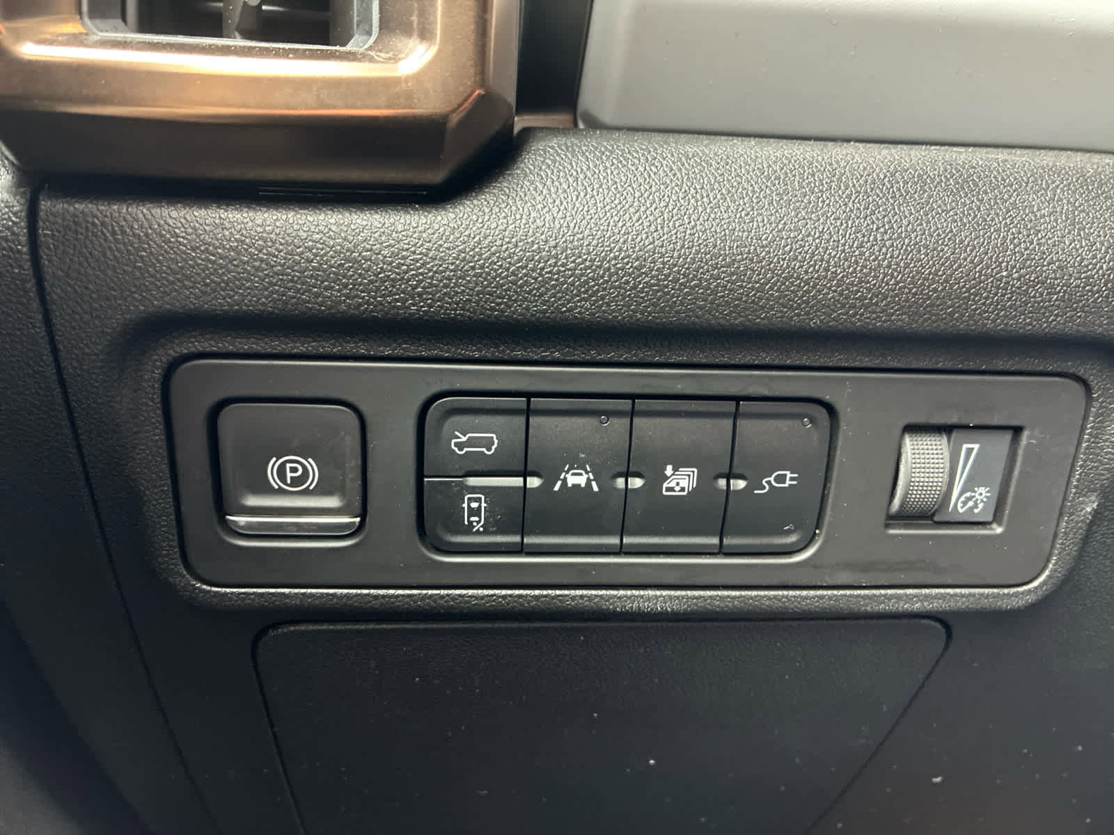 Used 2024 GMC Hummer EV 2X w/ Extreme Off-Road Package image 15