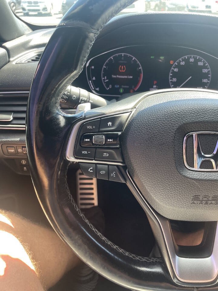 Used 2018 Honda Accord Sport image 24