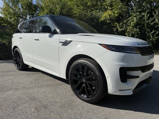 New 2025 Land Rover Range Rover Sport Dynamic SE image 4