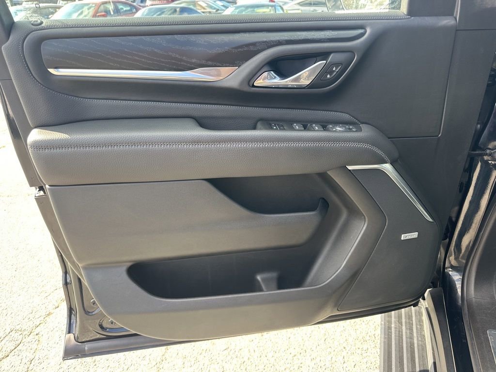 Used 2021 GMC Yukon XL Denali w/ Denali Ultimate Package image 29