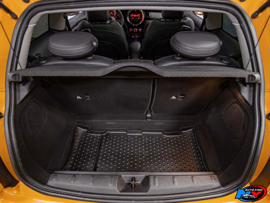 Used 2014 MINI Cooper 2-Door Hardtop image 17