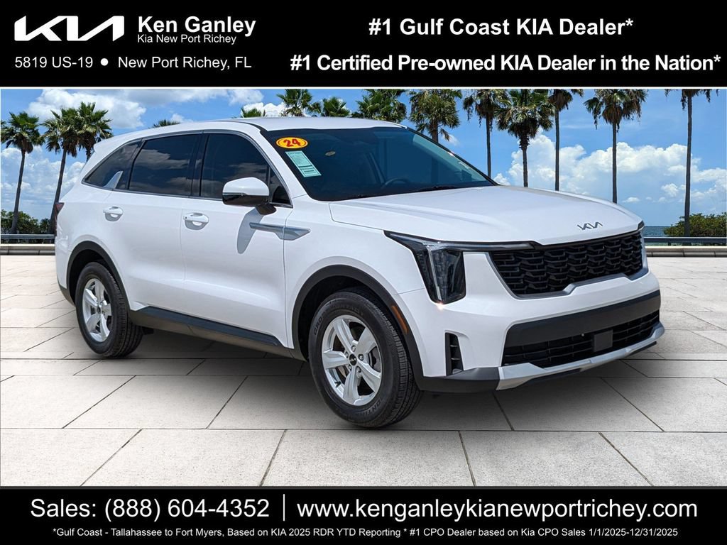 Certified 2024 Kia Sorento LX FWD image 1