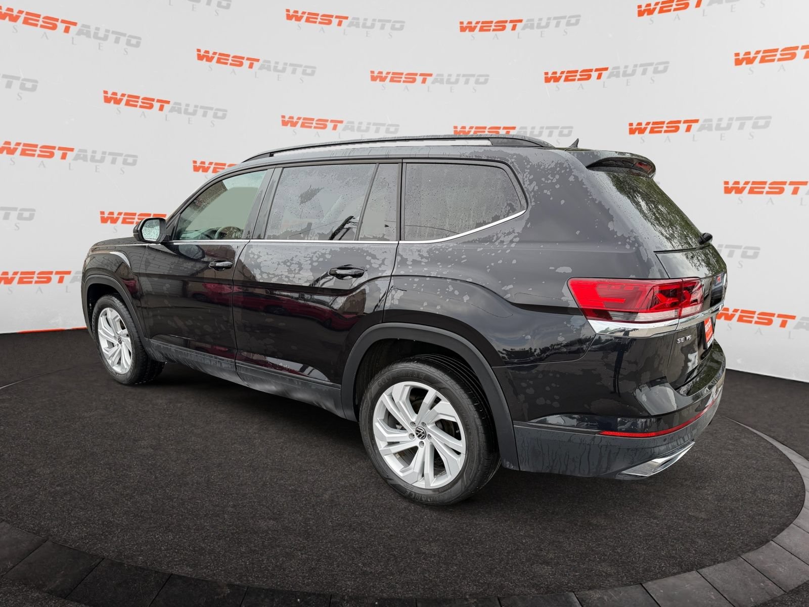 Used 2022 Volkswagen Atlas SE AWD/4WD image 3
