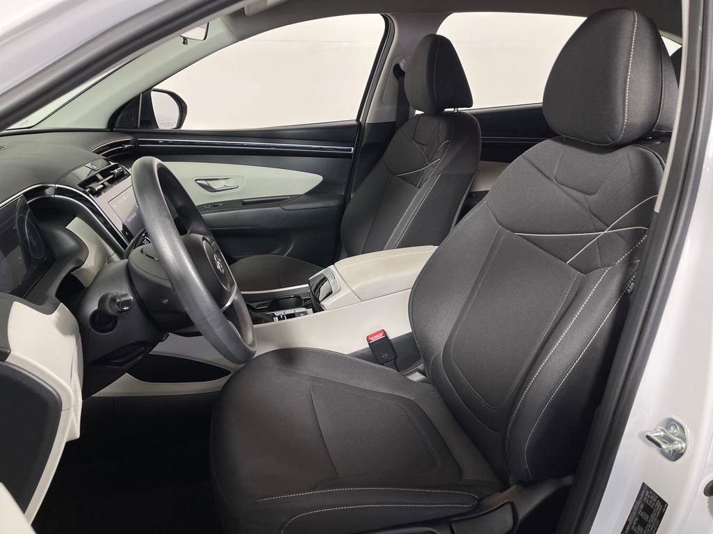 Certified 2024 Hyundai Tucson SE FWD image 10