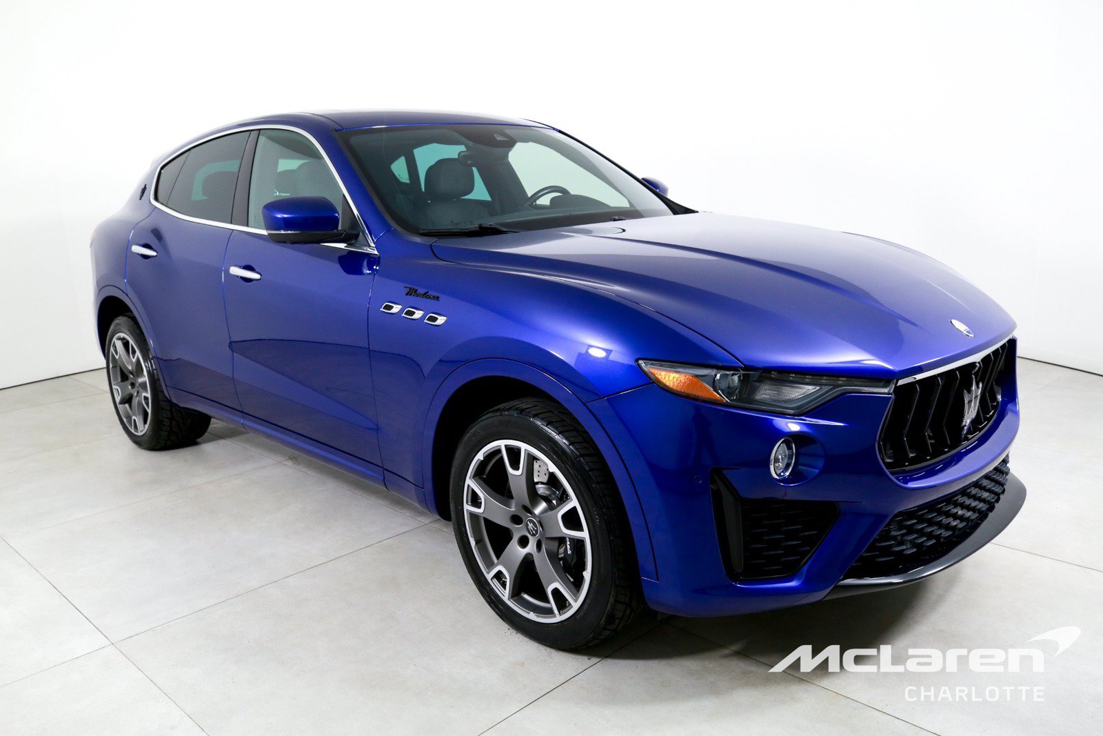 Used 2023 Maserati Levante Modena AWD/4WD image 3