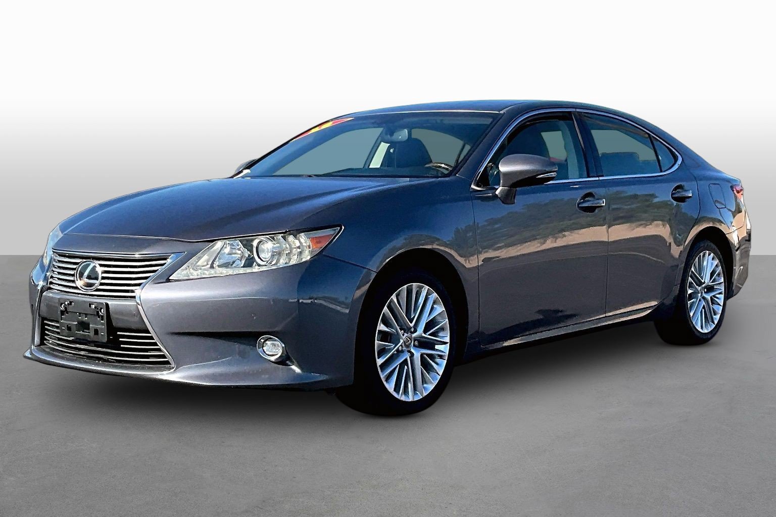 Used 2015 Lexus ES 350 w/ Luxury Package
