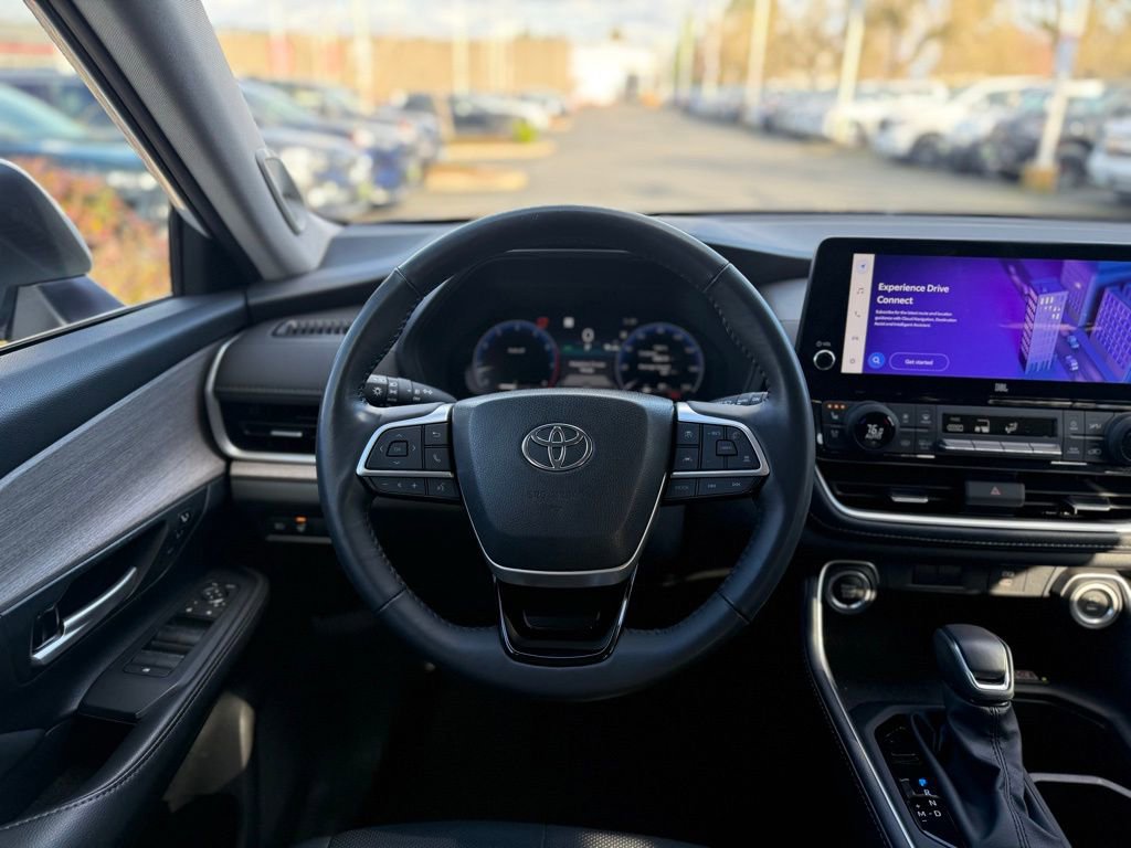 Used 2024 Toyota Grand Highlander Limited image 24