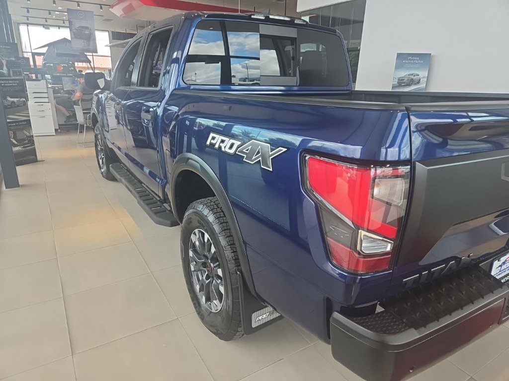 Used 2024 Nissan Titan PRO-4X w/ Off Road Protection Package AWD/4WD image 3