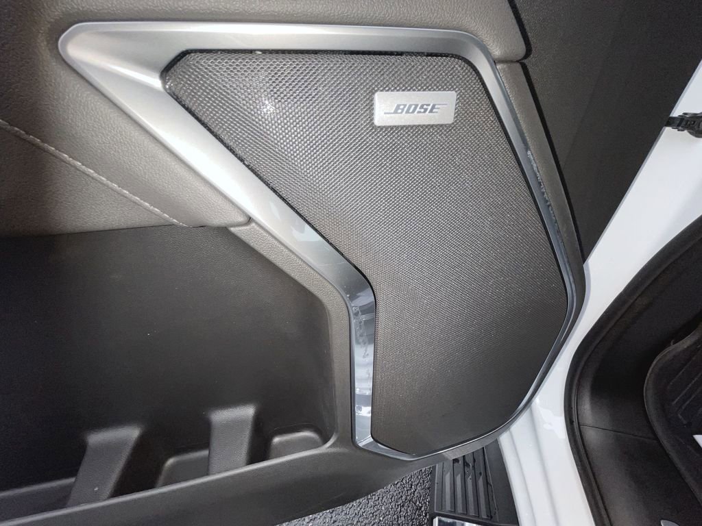 New 2026 GMC Sierra 1500 SLT w/ SLT Premium Plus Package image 32